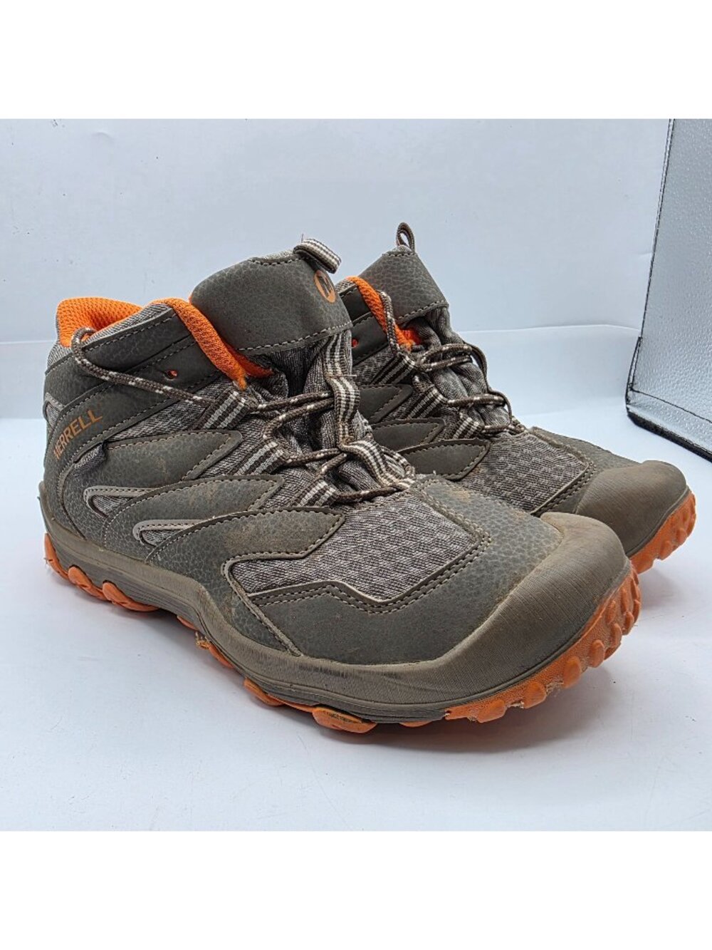 Merrell Chameleon 7 Access Mid Kids Size 5 M Brown Waterproof Hiking Shoes